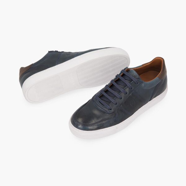 Moderno diseño acompañado de colores vivos que brinda una sensación de bienestar en tus pies