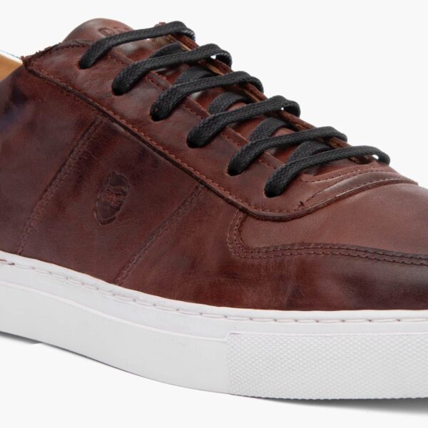 Moderno diseño acompañado de colores vivos que brinda una sensación de bienestar en tus pies