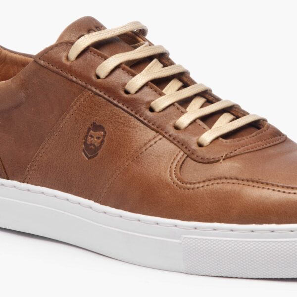 Moderno diseño acompañado de colores vivos que brinda una sensación de bienestar en tus pies
