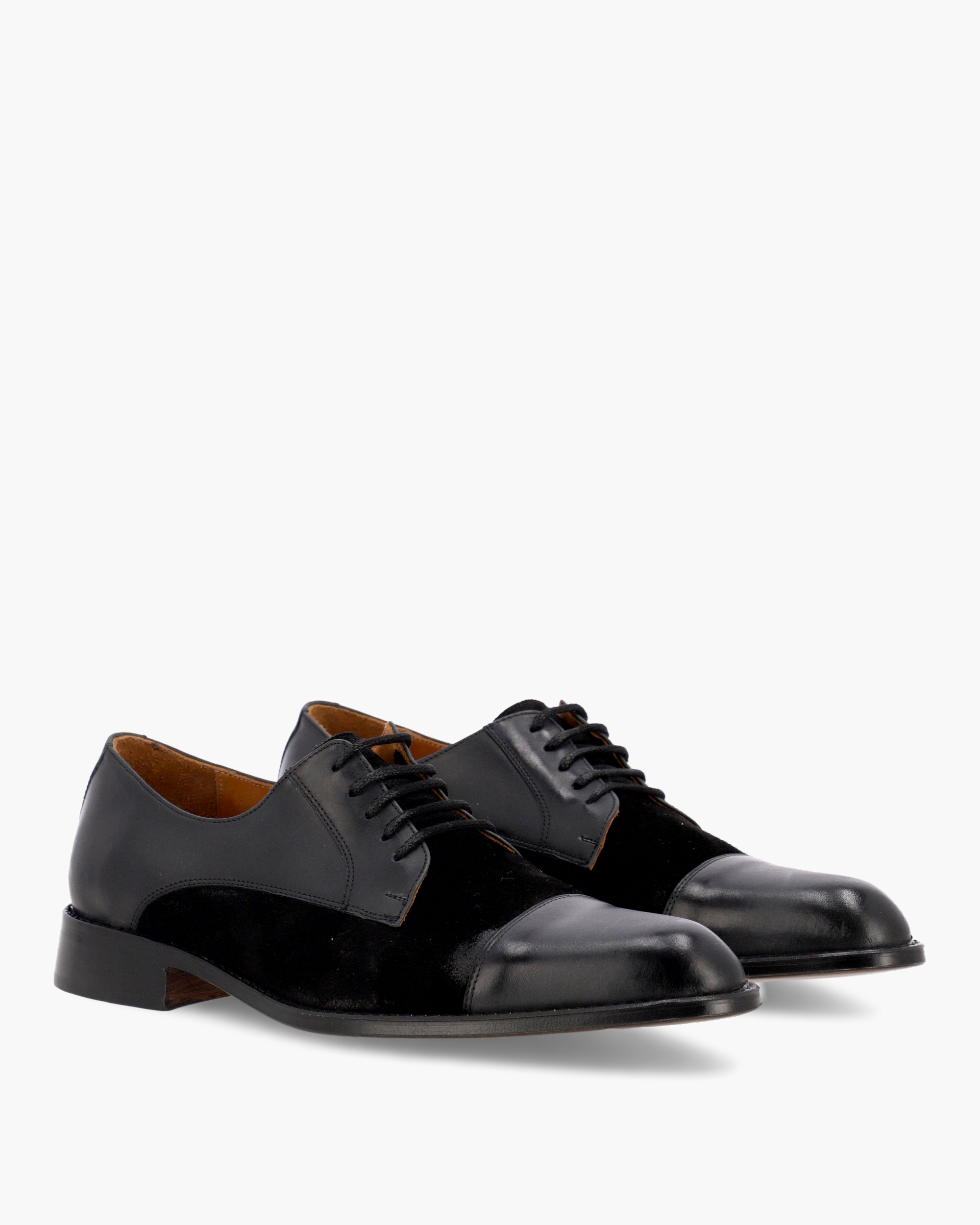 Zapatos Bruselas Negro