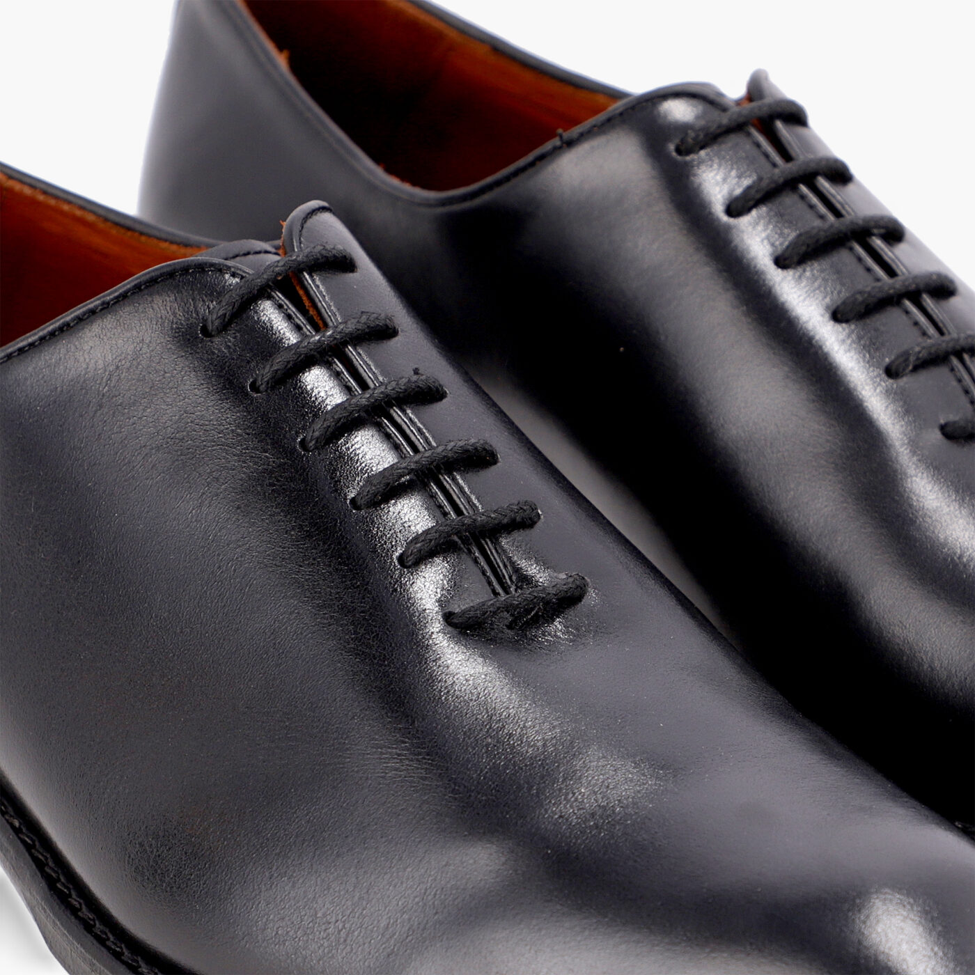 DORIAN - zapatos cuero hombre negrovestir dorian detalle