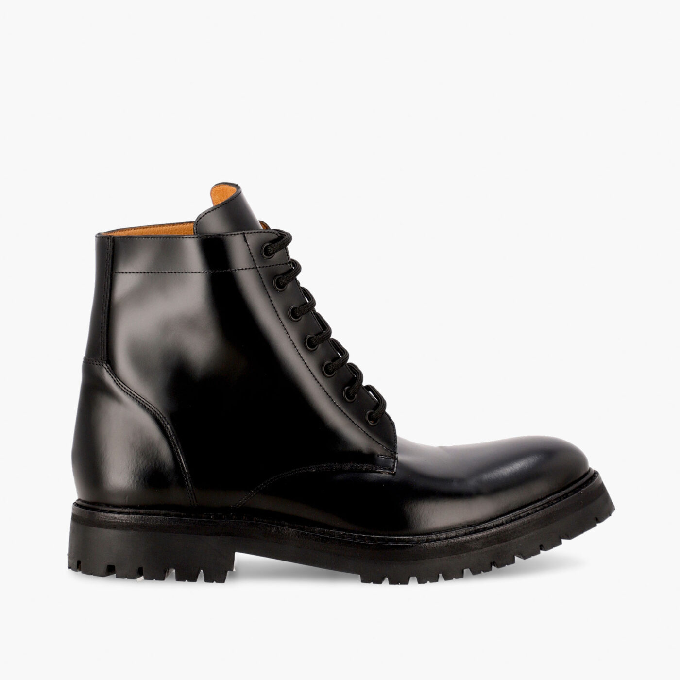 DORIAN - Dr.Martins Negro 2000x2000 1