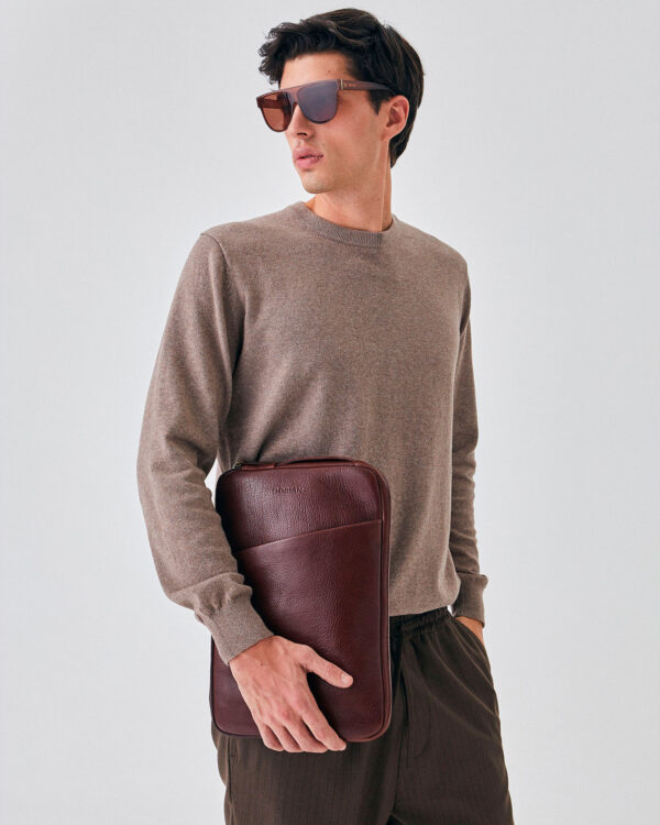 DORIAN | zapatos camperas equipaje